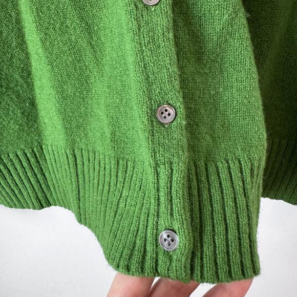 L.L. Bean lambswool nordic cardigan sweater Medium - Picture 5 of 6